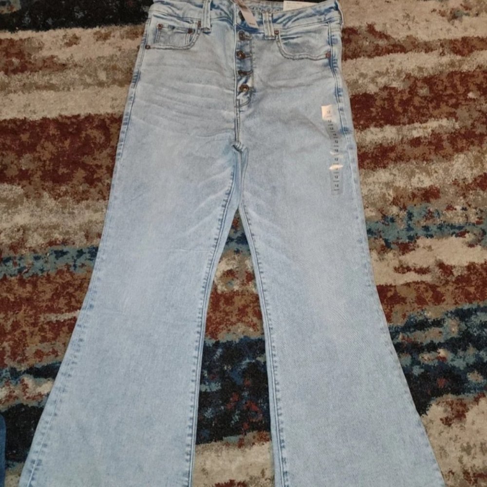 American eagle flares